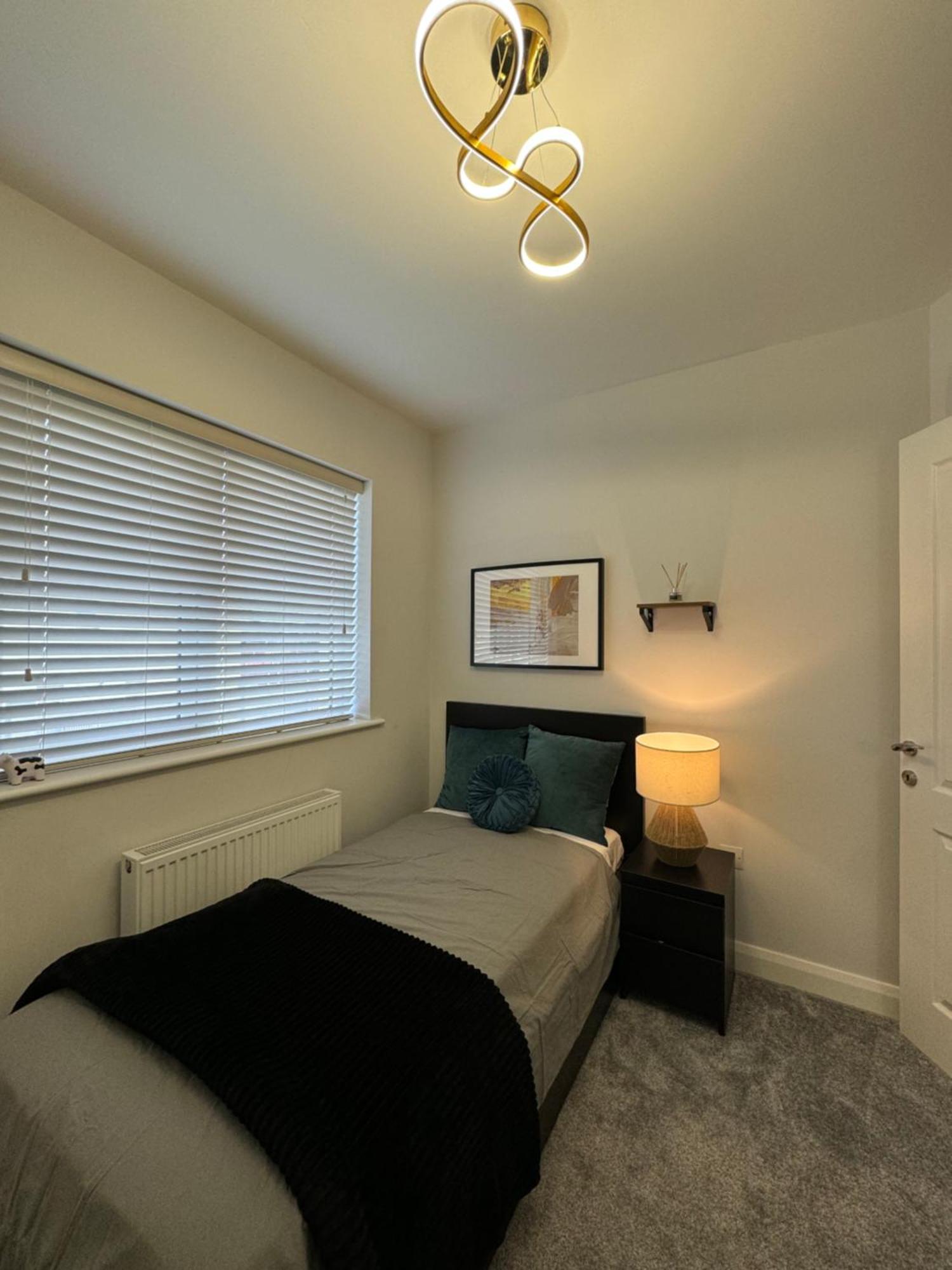 Modern Double & Single Room With Cozy Vibes Athy Ngoại thất bức ảnh